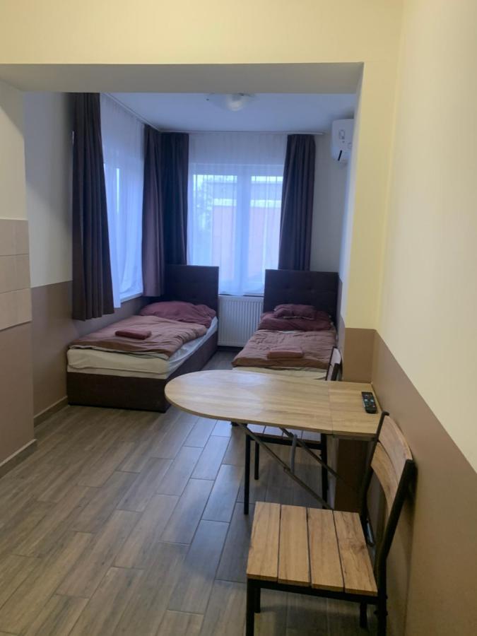 Ferienwohnung Center Panzio Vecsés Exterior foto